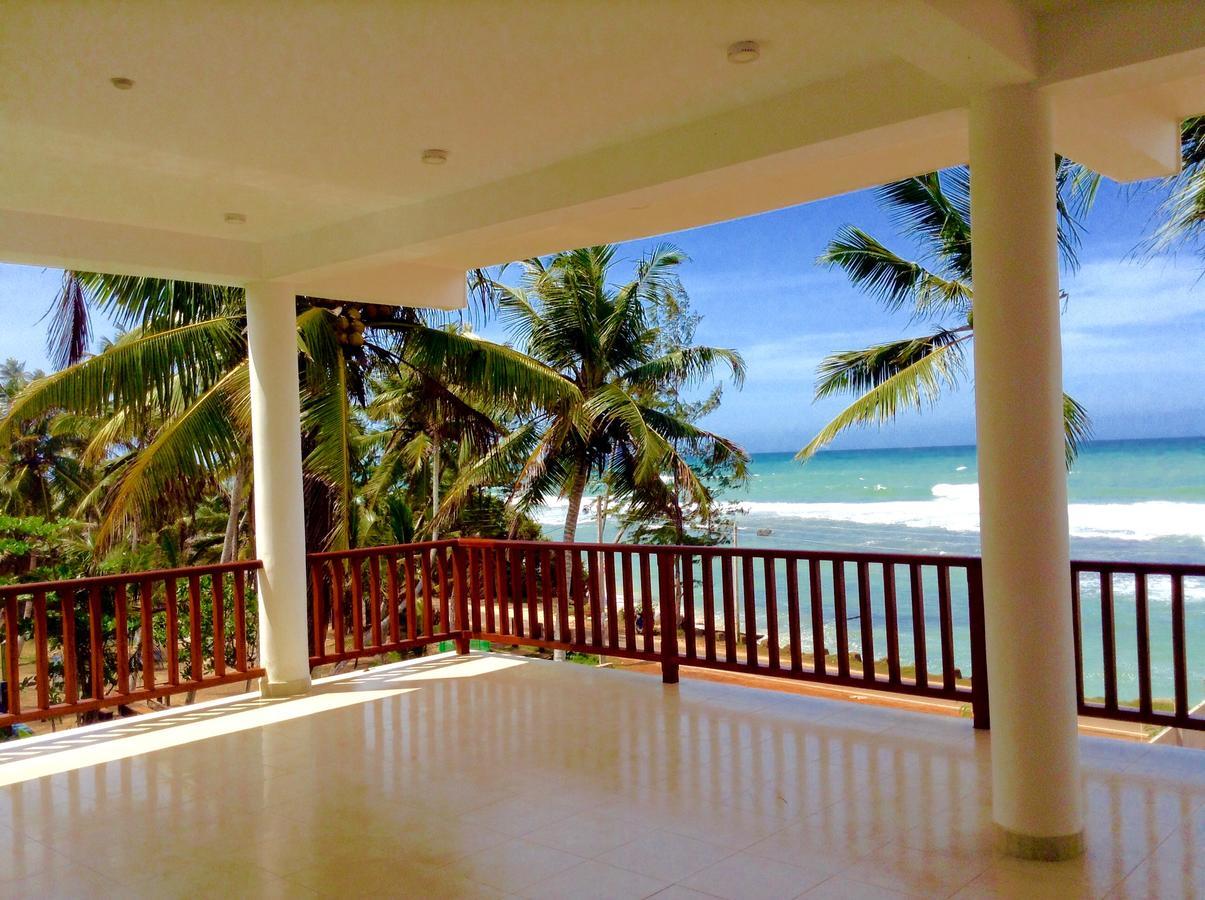 ماتارا Savenrose Beach Villa المظهر الخارجي الصورة